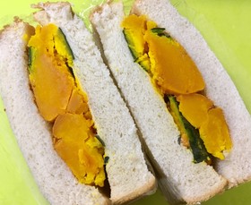 シンプルかぼちゃのサンドイッチ。