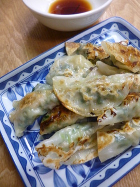 タアサイ入り・焼き餃子