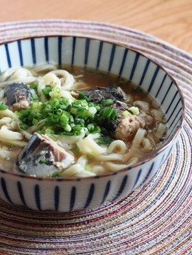 鯖の水煮缶と生姜のぽかぽかうどん