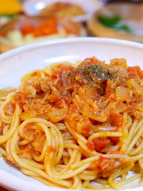 ホタテ缶のトマトソーススパゲッティ