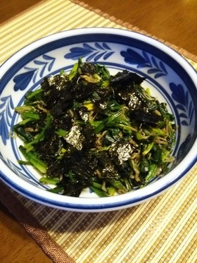 ほうれん草の胡麻油炒め♪味海苔かけ