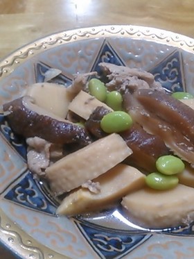 たけのこと豚肉としいたけの煮物