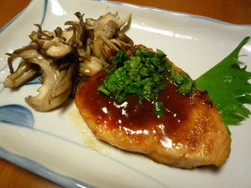 ♡◎梅干１つでさっぱり♪カジキの照り焼き