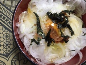 新玉ねぎの卵かけごはん