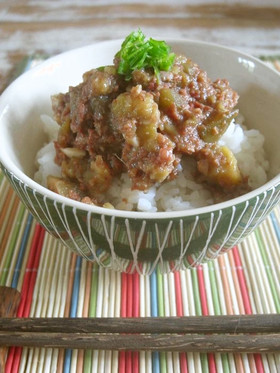 とろり。ナス＆コンビーフのっけ丼