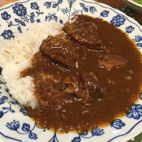 圧力鍋で簡単！ゴロゴロお肉のビーフカレー