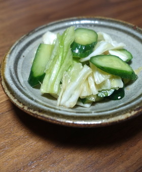 夏野菜の大量消費に！簡単きゅうりの浅漬け