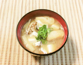 舞茸・豆腐・油揚げの味噌汁～♪