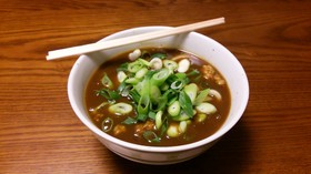 レトルトで和風カレーうどん 