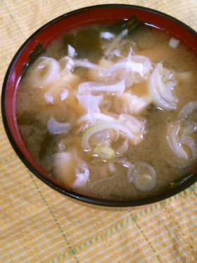 一番早い! 豆腐とワカメの味噌汁