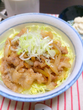 豚こまの味噌炒め丼