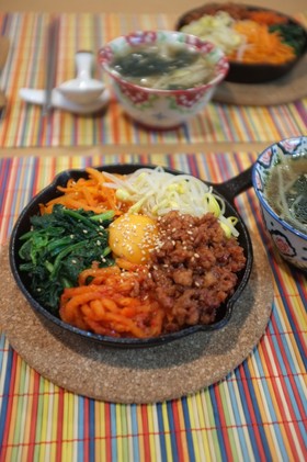 スキレットで！石焼きビビンパ風♪