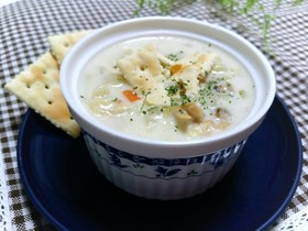 あさりの水煮缶で簡単クラムチャウダー