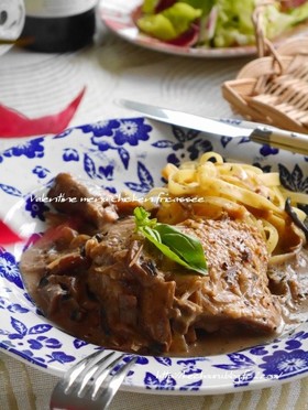 バレンタインに♡鶏肉のポルチーニ煮込み