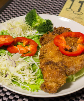 洋風♪ムネ肉で柔らかなチキンカツ