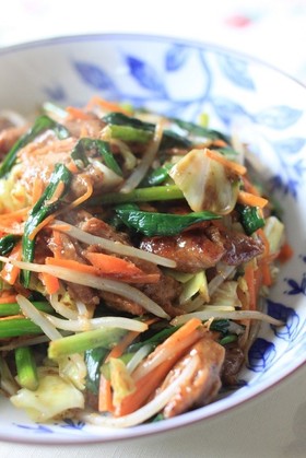 大豆のお肉とたっぷり野菜のスタミナ炒め。