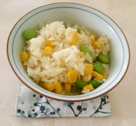 缶詰でも美味☆とうもろこしご飯♪