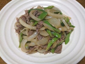 牛肉と玉ねぎの味噌炒め