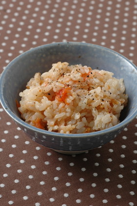 トマトとツナの液体塩こうじ炊き込みご飯