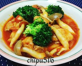 簡単 子供が喜ぶ鳥旨い！モモ肉のトマト煮