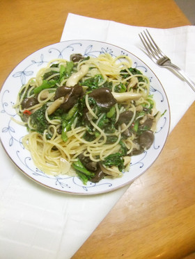 霜降ひらたけと春菊のパスタ♪