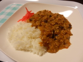 キーマカレー with レーズン