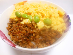 鶏そぼろ丼　簡単　私流