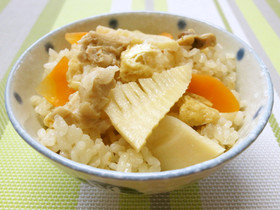 たけのこと鶏肉の簡単炊き込みご飯