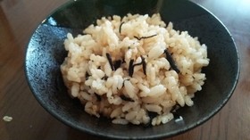 ひじきの炊き込みご飯