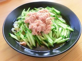 5分で☆ツナとキュウリの簡単サラダうどん