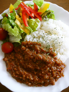 15分で完成！レンジキーマカレー