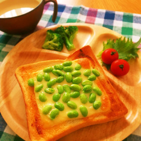 こんがり♡明太マヨ枝豆チーズトースト