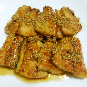 鯵の甘辛焼き！胡麻がアクセント