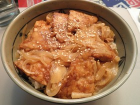 大豆ミートで牛焼肉丼