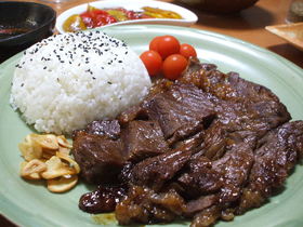 牛肉の味噌漬けステーキ　（白飯必須）