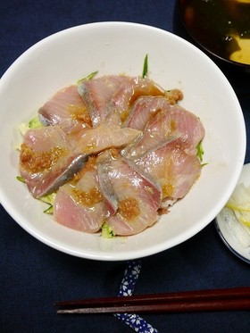 簡単！ぶり丼（梅肉の生姜ポン酢漬け）