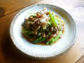 豚肉と小松菜の豆板醤炒め♪