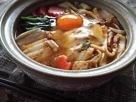 ハチミツでまろやかに！味噌煮込みうどん