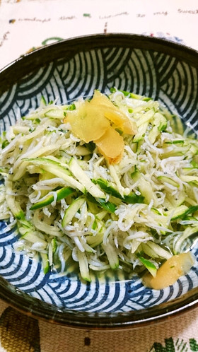 釜揚げしらすの酢の物