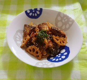 今日の夕食に♪サバと蓮根の照り焼き風炒め