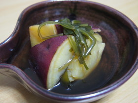 さつま芋と刻み昆布の煮物