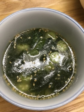 オクラとわかめの中華スープ