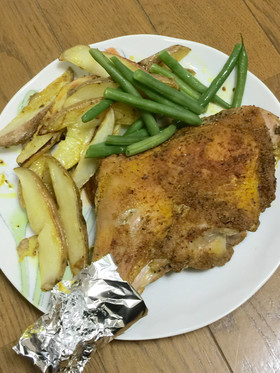 骨つき鳥もも肉のカレー風味グリル