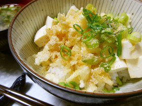 簡単☆朝食に豆腐丼♪