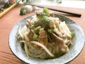 こっくり豚旨✿シャキシャキもやし丼