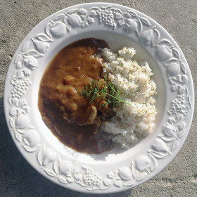 お肉がトロトロ！牛すじビーフカレー