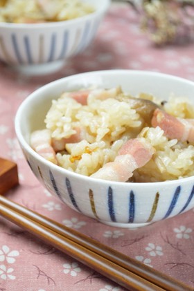 簡単激うま！ベーコンときのこの炊込みご飯