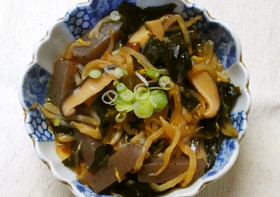 節約！もやしとワカメ 蒟蒻のオイスター煮