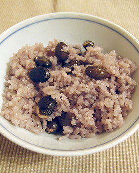 黒豆ご飯(乾煎り・下ゆで不要！)