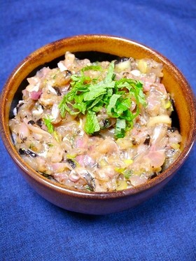 LDL対策！たっぷりアジ丼(鯵茶漬け)